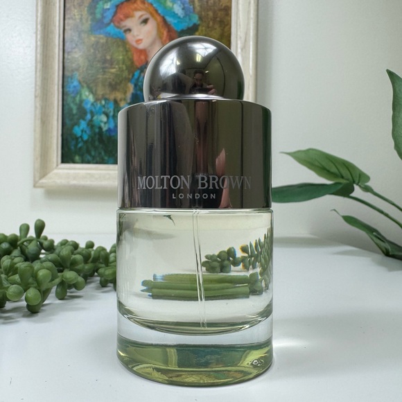 Molton Brown Lily and Magnolia Blossom EDT- 100 ml,New Products : American Fashion Style Bags On Sale